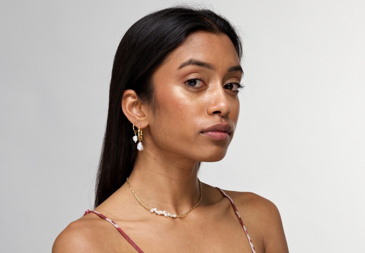 high end retouching services jewelry and model